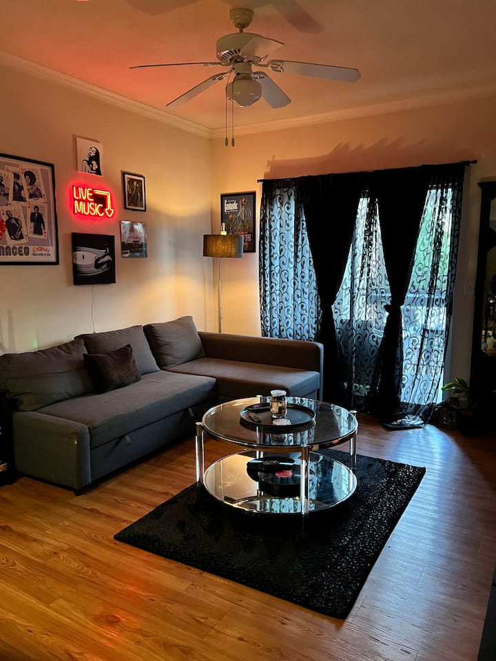 Eclectic SoCo ATX Stay - your home away from home