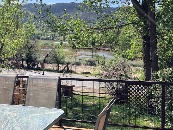 Riverhouse Sunshine Cottage