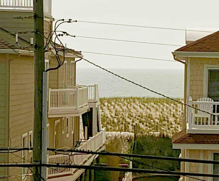 Long Beach Island Escape-Walk to Beach-Brant Beach