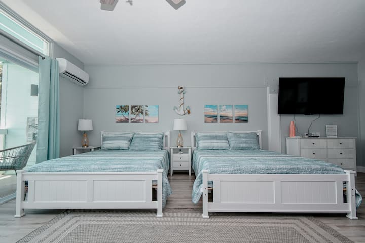Beachfront Condo in Downtown Cedar Key