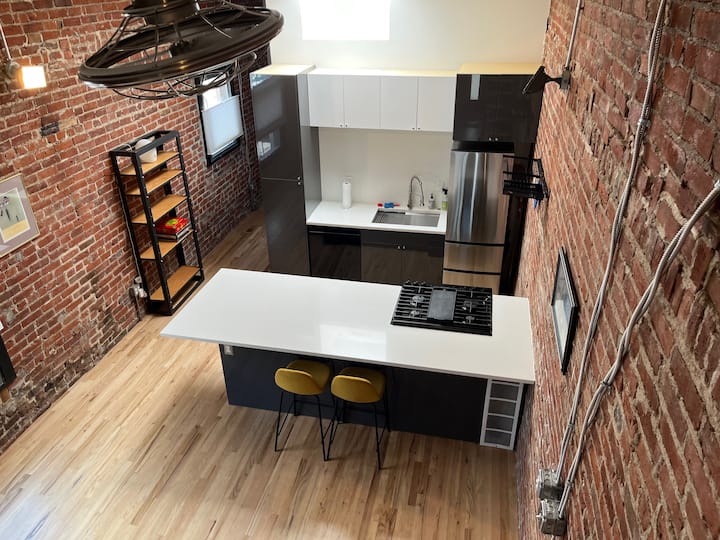 Loft in the Triangle