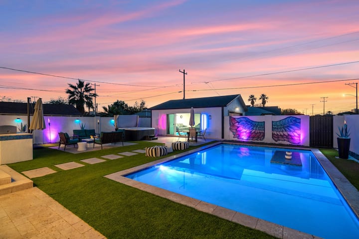 Historic Charm • Pool + Casita • Downtown Phoenix
