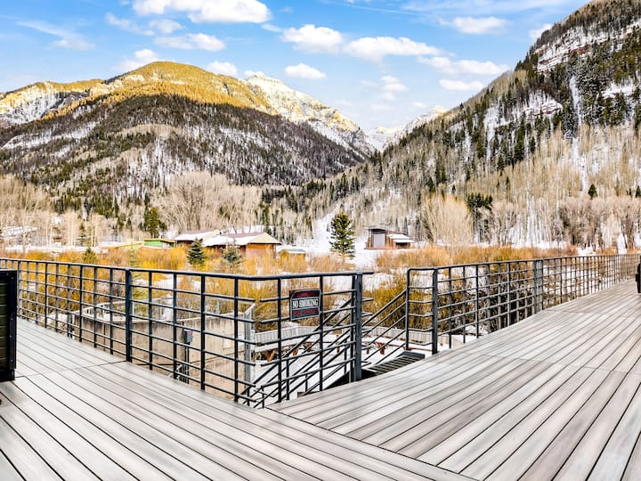 Festival Stage & Mountain View | Hot Tub | Parking