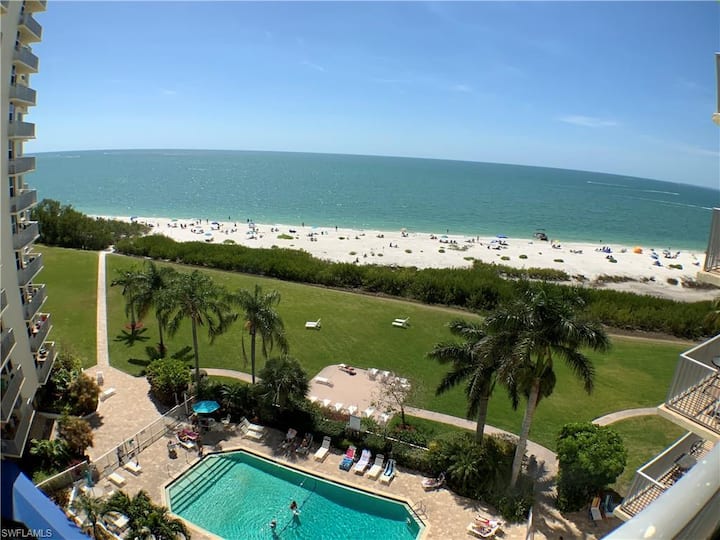 Beachfront fully equipped apartment