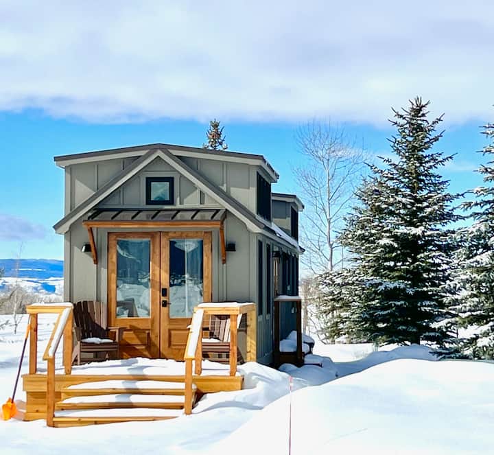 Luxe Tiny Cabin with stunning Teton Views