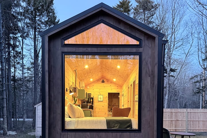 Fern Tiny House - private, cozy, minutes to Acadia