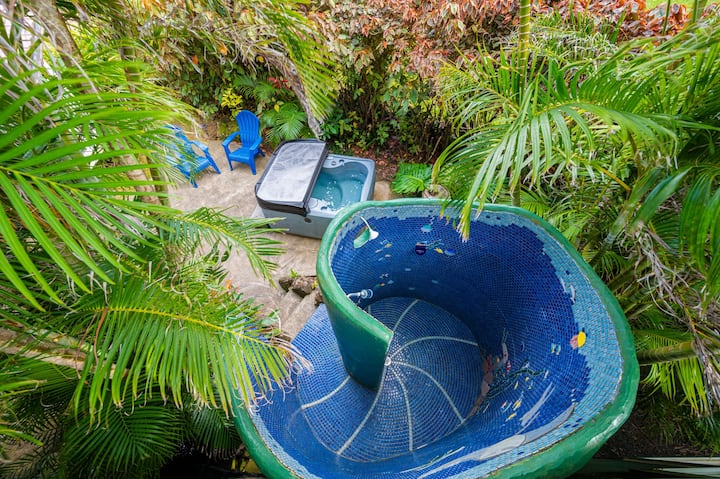 ★Rainbow Lookout - PRIVATE HOT TUB+ACCESS TO POOL