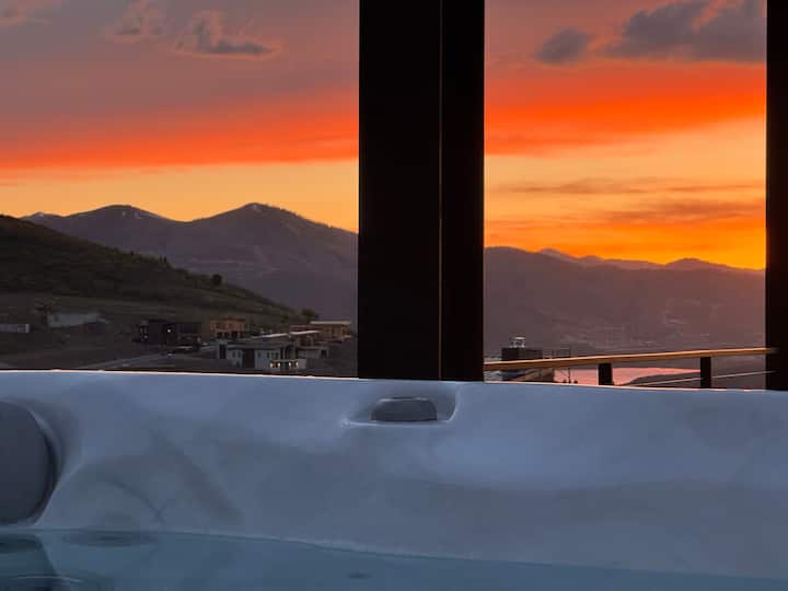 Wellness Retreat
Sauna/Spa/Hiking/SUP/Yoga/Biking
