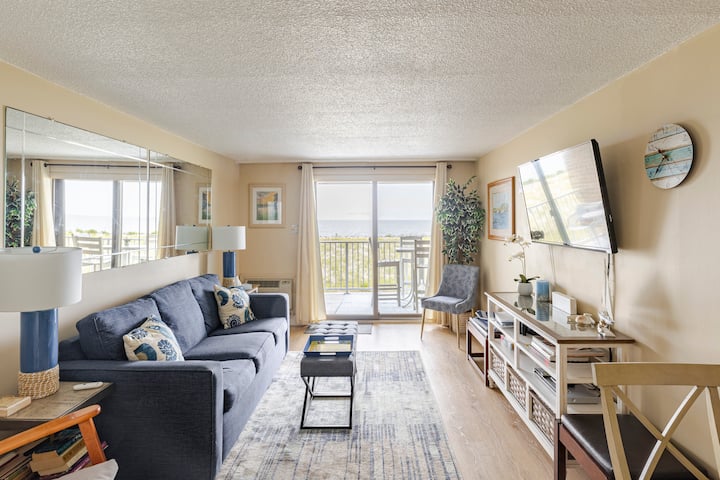 Beautiful Ocean-Front Condo in LBI - 2 BR, 2 Bath