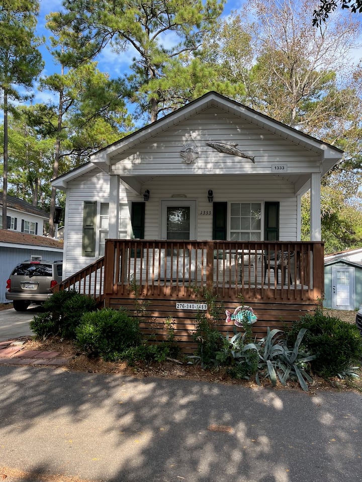 Blue Heron Cottage – Walk to the Beach