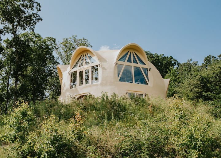 Eco Dome Apartment Stay 15 mins to AVL (MTN views)