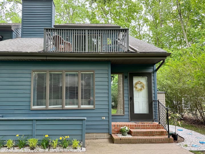 Let’s go to the beach! 3 bed, 2 bath. West Bethany
