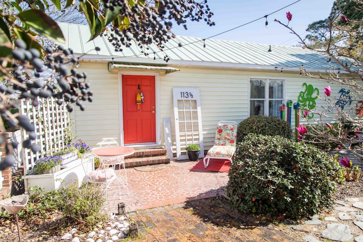 Charming Cottage in Historic Downtown Beaufort