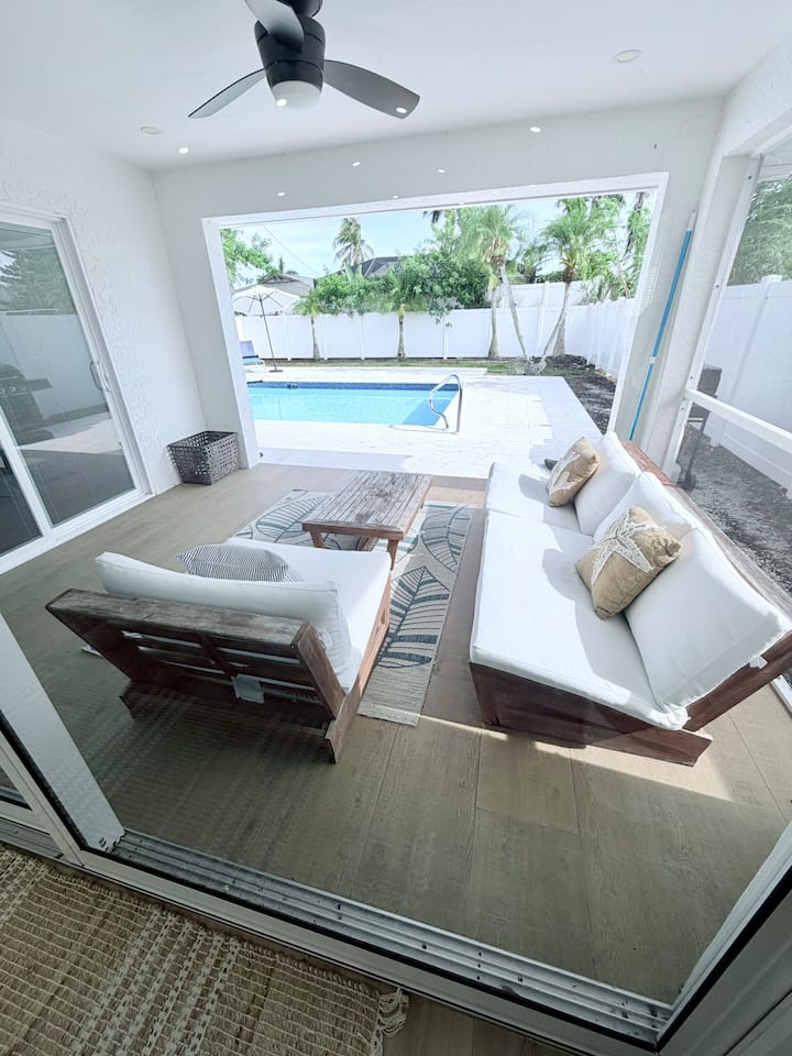 A Touch of Heaven • Heated Pool • Near Beach