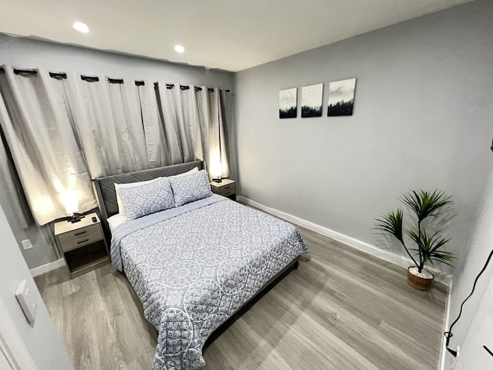 Cozy Nest • Near Las Vegas Blvd