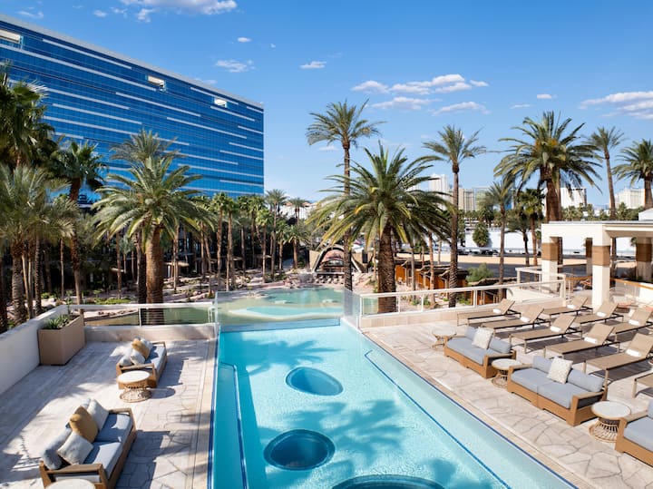 Virgin Hotels Las Vegas, Curio Collection