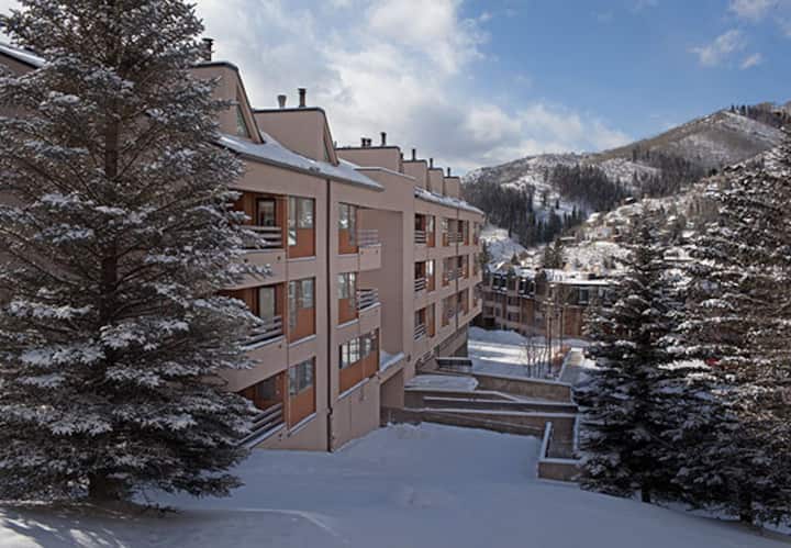 Marriott's Streamside Resort at Vail Free Shuttle