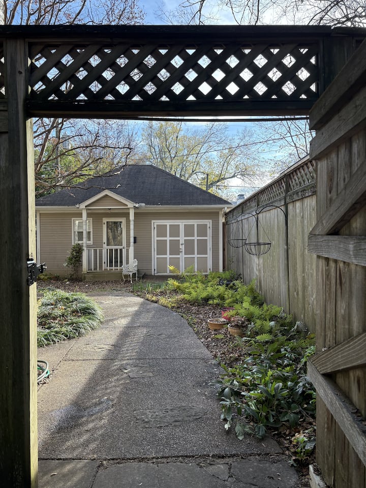 Vintage Cottage