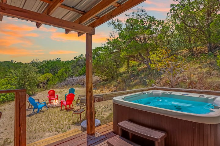 Hidden Creek Hideaway | Hot Tub & 2 Acres