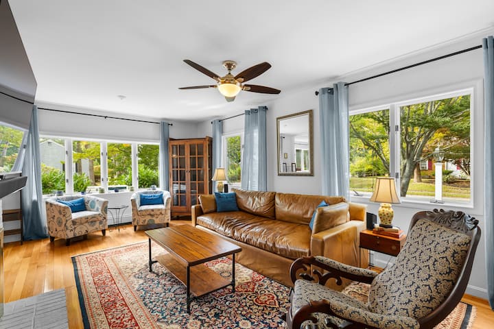 Fisherman’s Cove Retreat | Peaceful Neighborhood