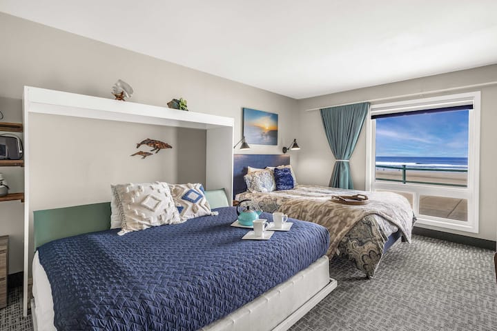 Oceanfront Studio - Ground Floor - Sleeps 4