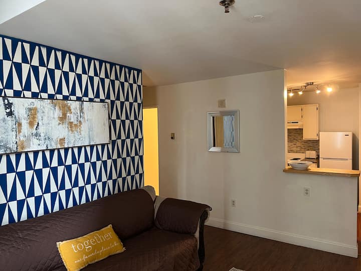 Budget Friendly 2BR Downtown Memphis