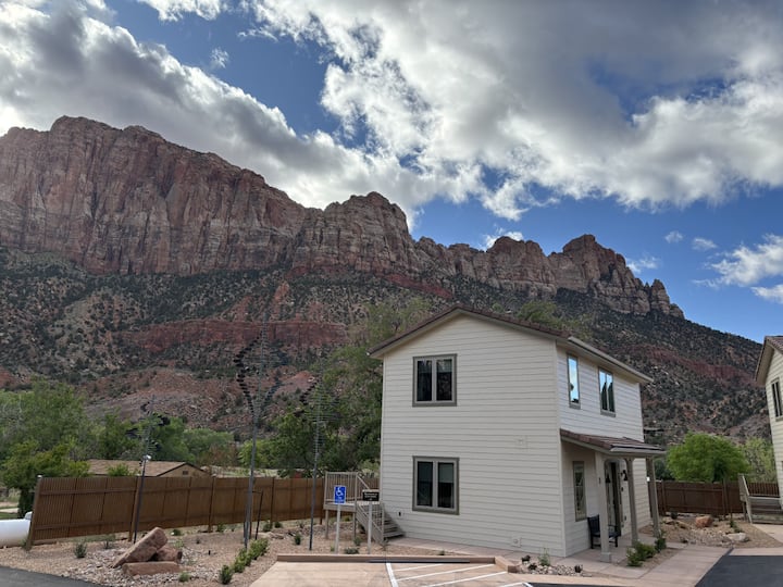 Primrose Cottage at Zion