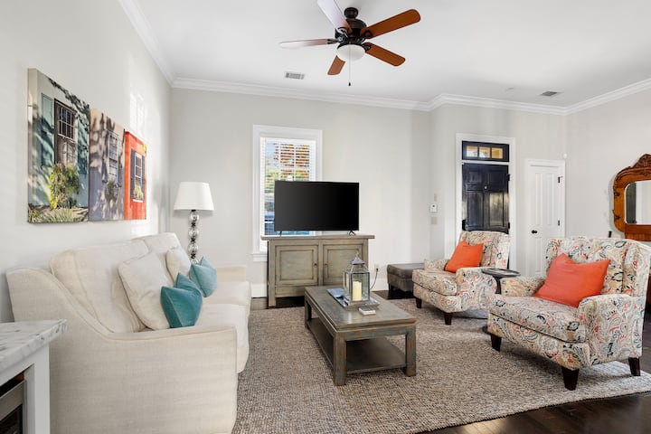 The Heart of Charm: Discover Downtown Charleston
