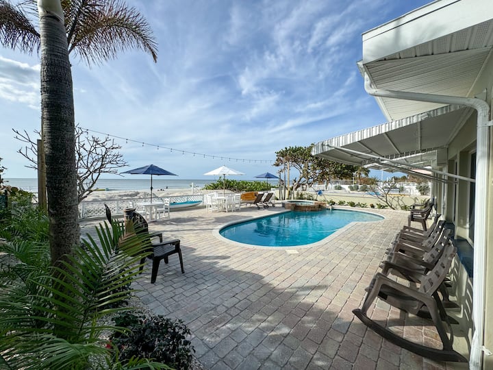 Beachfront Bungalow w/ Pool & Hot Tub in IRB