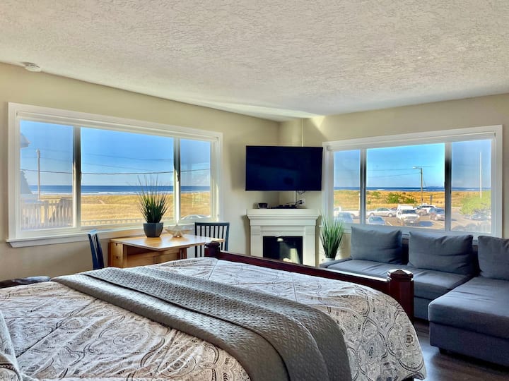 #211 Oceanview Condo