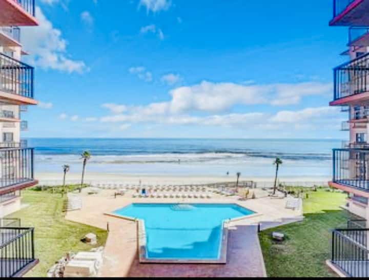 405 Beach Front Ocean View/Heated Pool/2 King beds