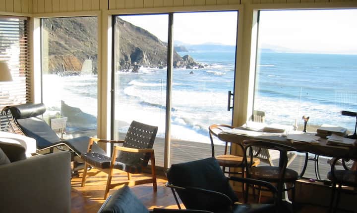 Ocean Front Beach Cottage with Hot Tub & Fireplace