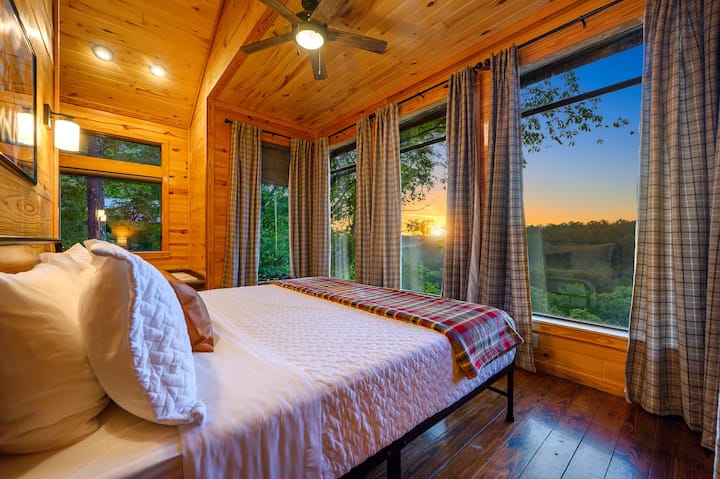 OMG Views-5 Min>Town-Hot Tub-Firepit-Bathtub-Deck