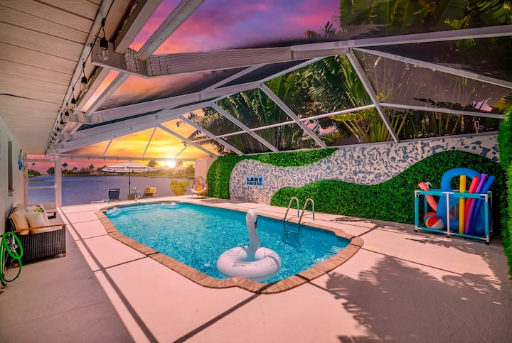Sunset Escape | Heated Pool | Amazing Lake Views