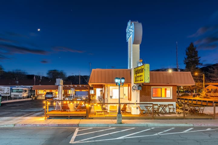 Highlander Motel | Room 6 near Route 66