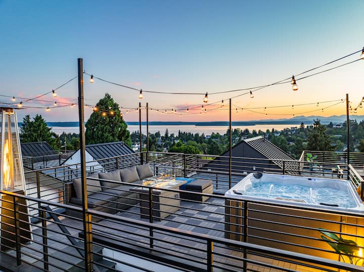 Home in West Seattle