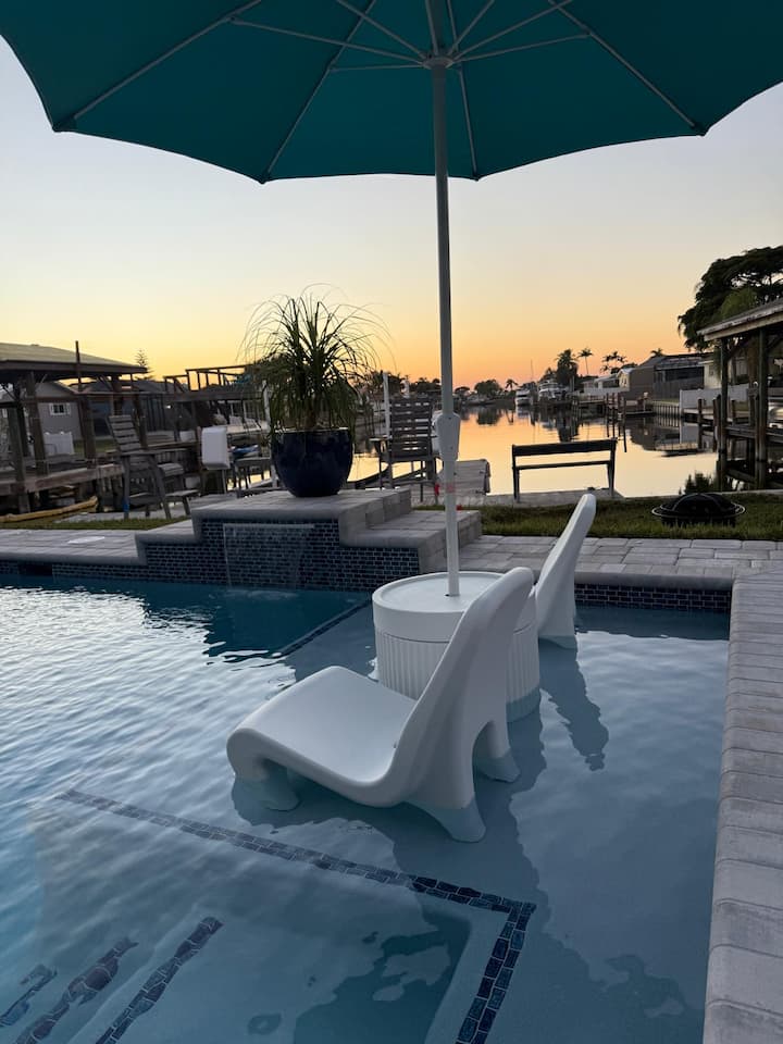 Luxury Escape w/ Heated & Cooled Pool/Spa