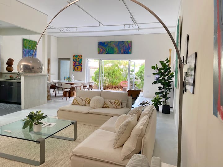 ART + Airbnb in the heart of the FunkZone