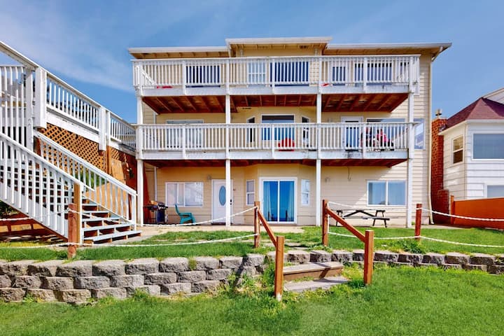 Ocean View Suite with Easy Beach Access