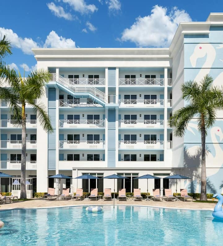 Blue Flamingo Resort Key West