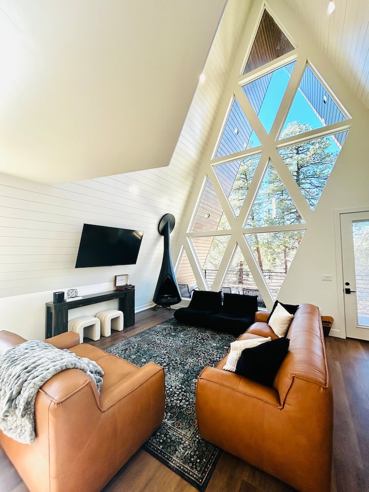 Zion Luxury A-Frame +Hot Tub, Sauna & Cold Plunge