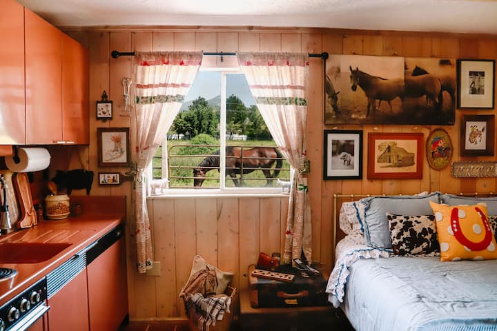 Midway Farm Barn - old horse ranch and farm oasis