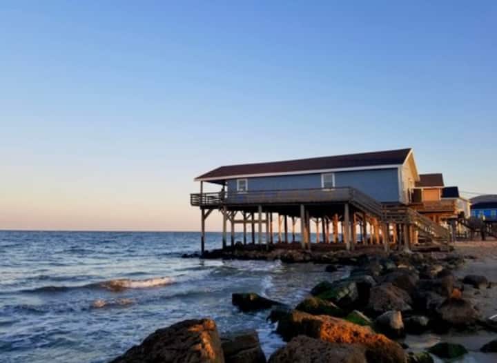 Waterfront San Luis Pass | Deck Fishing | Pets