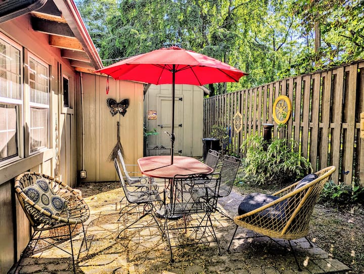 Wonderwood - chill & charming mountain cottage