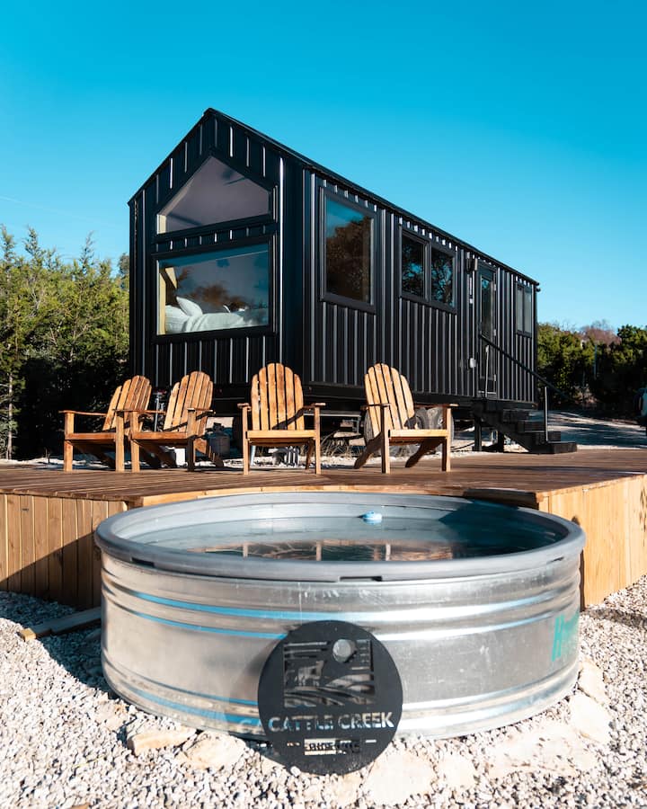 Glass Wall Cabin + Highland Cows | Panoramic Views