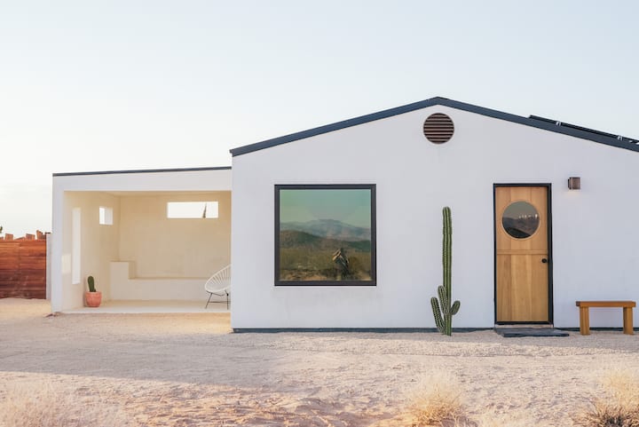 Stargazer Cabin • Hot Tub, Cold Plunge, Epic Views