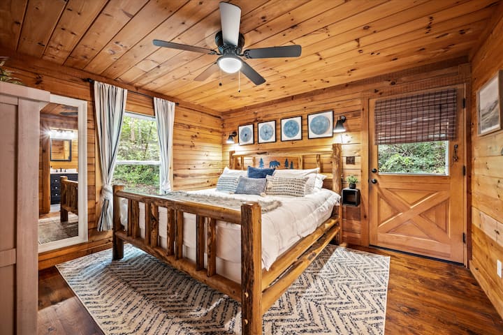 New Listing: Cozy Cove a Private Cabin Townsend