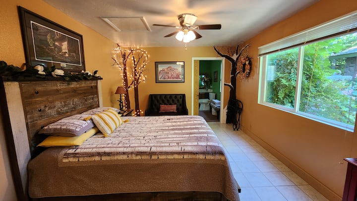 Brookside Cottage BnB - Garden Room