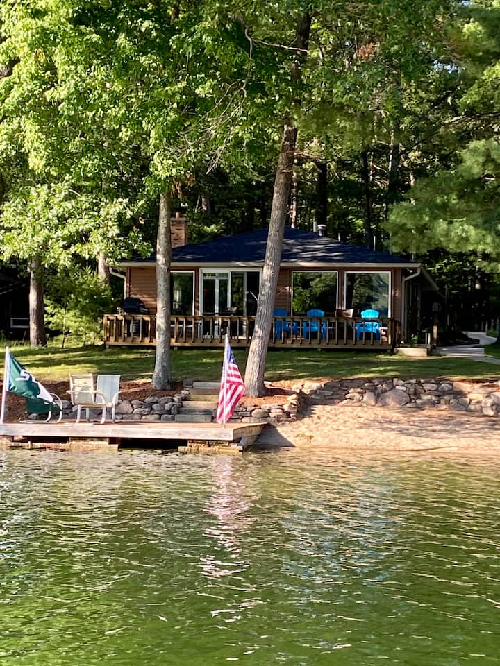 The Hobbit House on Spider Lake