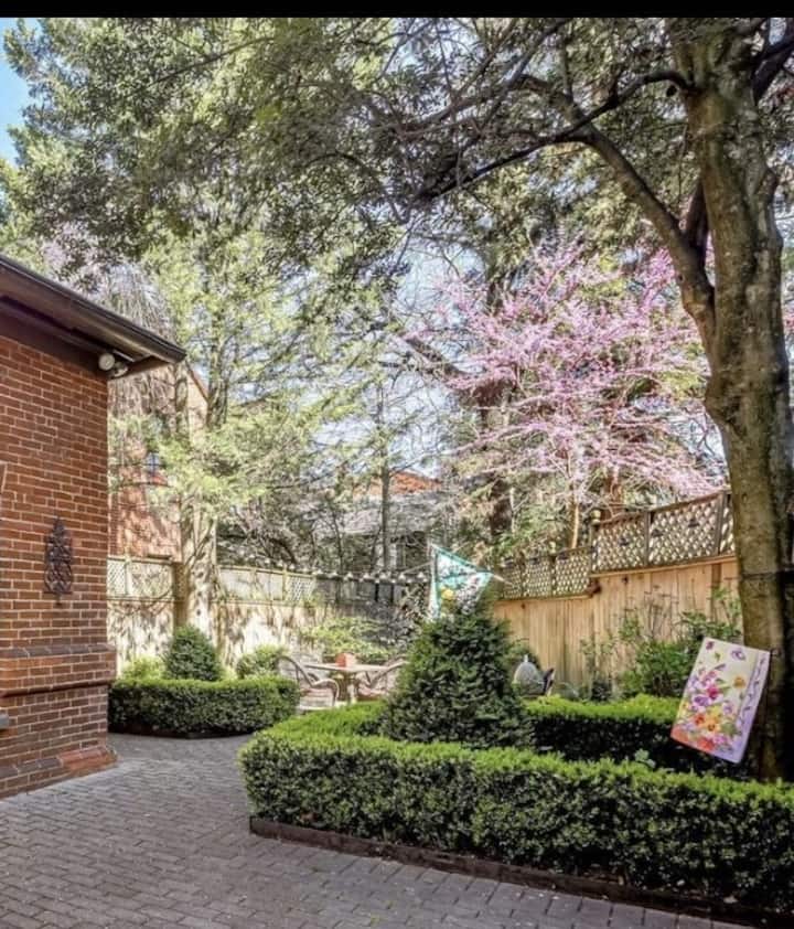 Historic Downtown in-law suite